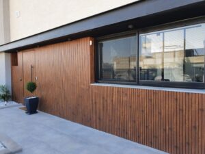 Tấm Lam Sóng Ngoài Trời